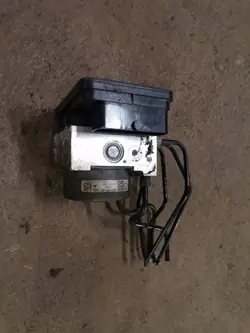 ABS-rempomp OEM 9826857180 - Gebruikt Peugeot OE