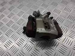 Jarrusatula oikea taka Honda OE OEM ZACISK HAMULCOWY PRAWY TYŁ HONDA CIVIC VII 1.6