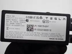Tesla OEM 1508179-00-F Antennförstärkarmodul