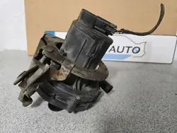 Bomba de vácuo BMW OEM 8352552 para Série 7 E38 2.8L