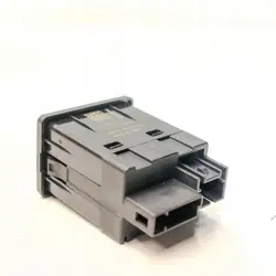 Ford USB-uttag OEM NX7T14F014AD - Begagnad