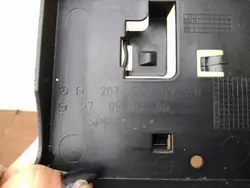 OEM 2075454740 Viestintämoduulin kansi E-luokka 207
