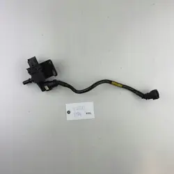 Polttoainepaineventtiili OEM GK3Q-9G756-AA Fordille