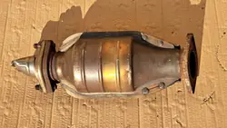 Catalyseur OEM E9FL U2B991 pour Hyundai Kia
