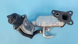 Jäähdytin Toyota RAV4 V 25680-24010 & EGR-venttiili 25620-24050