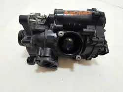 BMW Termostaatin Kotelo OEM 0631943 X1 F48:lle
