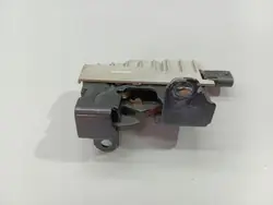 Mercedes Motorhuvelås OEM 2128800160 - Begagnad