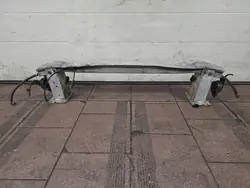 Etupuskurin palkki OEM 8K0807113F Audi A4 B8:lle