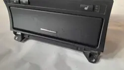 Aschenbecher Fach OEM 31026-0000 für BMW 3 E46