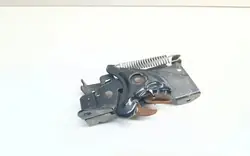 BMW 4 F36 Konepeltilukko OEM 7242549 - Oikea Puoli