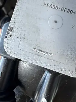 Filtre à charbon OEM 164000637R pour Espace V Talisman