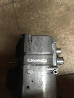 Begagnad Audi OE 8W0265081J Webasto värmesdel