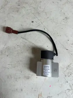 Renault 5 E-Tech Solenoidventil OEM 4433101750
