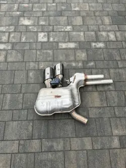 Audi OE Endschalldämpfer OEM 045002001D - Gebraucht