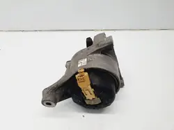 Moottorin tuki vasen puoli Audi A4 S4 B9 8W0199371AT