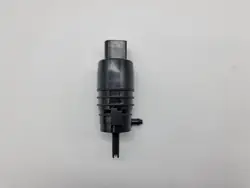 Tuulilasinpesurin pumppu BMW F90 G11 G12 G30 OEM