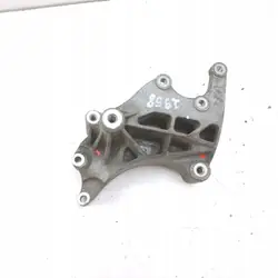 Mitsubishi OE ohjauspumpun kiinnike OEM 4450A188