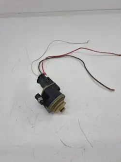 BMW 5 F10 F11 2012 Chauffage de Carburant OEM 8572527