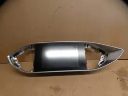 Peugeot 308 T9 navigointinäytön kehys OEM 9808284180