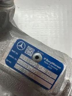 Turboahdin OEM A6510901586 Mercedes-Benz C-luokalle