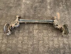 Poutre Suspension Essieu Arrière OEM - Toyota Prius III 1.8 Hybride