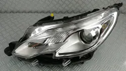 Faros delanteros izquierdo PEUGEOT 2008 Valeo