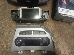 Ensemble Radio Navigation FORD FM5T18B955DB