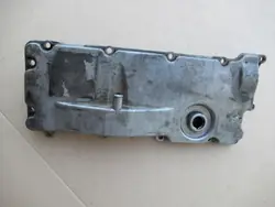 Tampa de válvulas OEM POKRYWA GŁOWICY ZAWORÓW Defender TD5