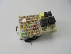 Caja de fusibles Nissan Qashqai J12 2024 OEM 243506RA1B