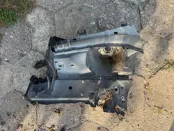 KUGAMK1LEWA Longeron avant gauche pour Kuga MK1
