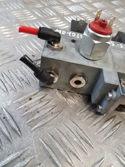 Oven avausventtiili WABCO 4726000220 - Käytetty