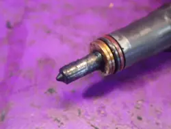 AUDI A4 B7 04-08 2.0 TDI Injecteur 038130079QX