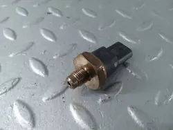 Sensor presión combustible OEM 2829050100 Mercedes-Benz
