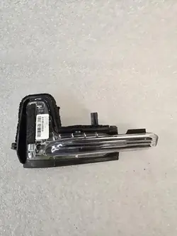 Vasemman peilin vilkku OEM 31352853 Volvo XC90