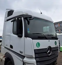 Kokonainen Ohjaamo Mercedes-Benz OE Actros MP4 Euro