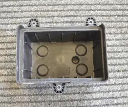 Base de bateria plástico pequeno OEM 68472660AA para Wrangler JL 18+