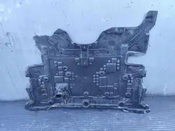 Mercedes-moottorikansi OEM A2065241700 - Käytetty