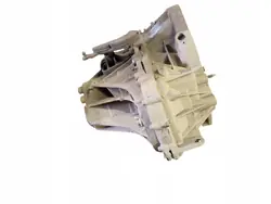 NISSAN QASHQAI Vaihteisto 1.5L OEM 8201010268