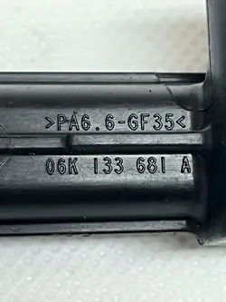 OEM 06K133681A inspuitrail voor VW Audi 1.8/2.0 TSI