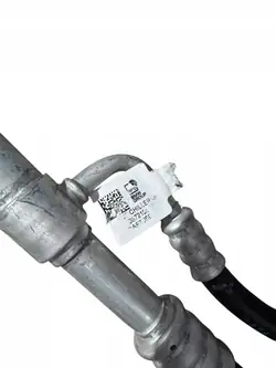 Tuyau A/C BMW OEM 9872105 pour Série 5 G60