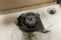 Vaihtovirtageneraattori RENAULT MEGANE SCENIC 1.9L diesel