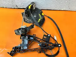 Dörrlås vänster fram OPEL ASTRA K V LIFT OEM 13533684