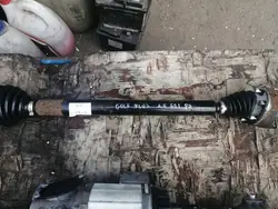 Höger drivaxel VW Golf V Plus + Skoda Audi 1.6 FSI