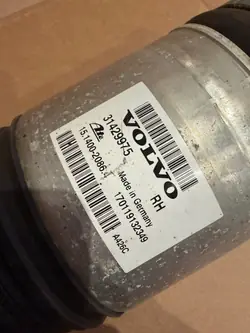 Amortisseur pneumatique Volvo 31429975 côté droit