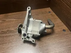 Oliepomp Mercedes-Benz OEM A6121810047 voor Vito Viano