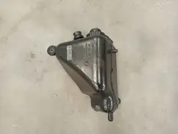 Mercedes ABC-jousituksenesteensäiliö OEM A2303200014