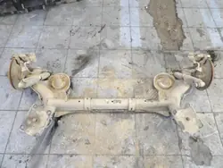 Ford Transit Connect II taka-akselipalkki OEM DEMONTCARS-69011
