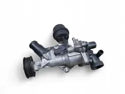 Bomba de agua Mercedes-Benz OEM A2702000007 - Usada