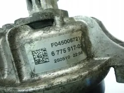 BMW Moottorin Kiinnike OEM 6775917 5-sarja E60