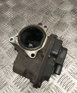 Mitsubishi EGR-ventil OEM 03g131501 - Begagnad